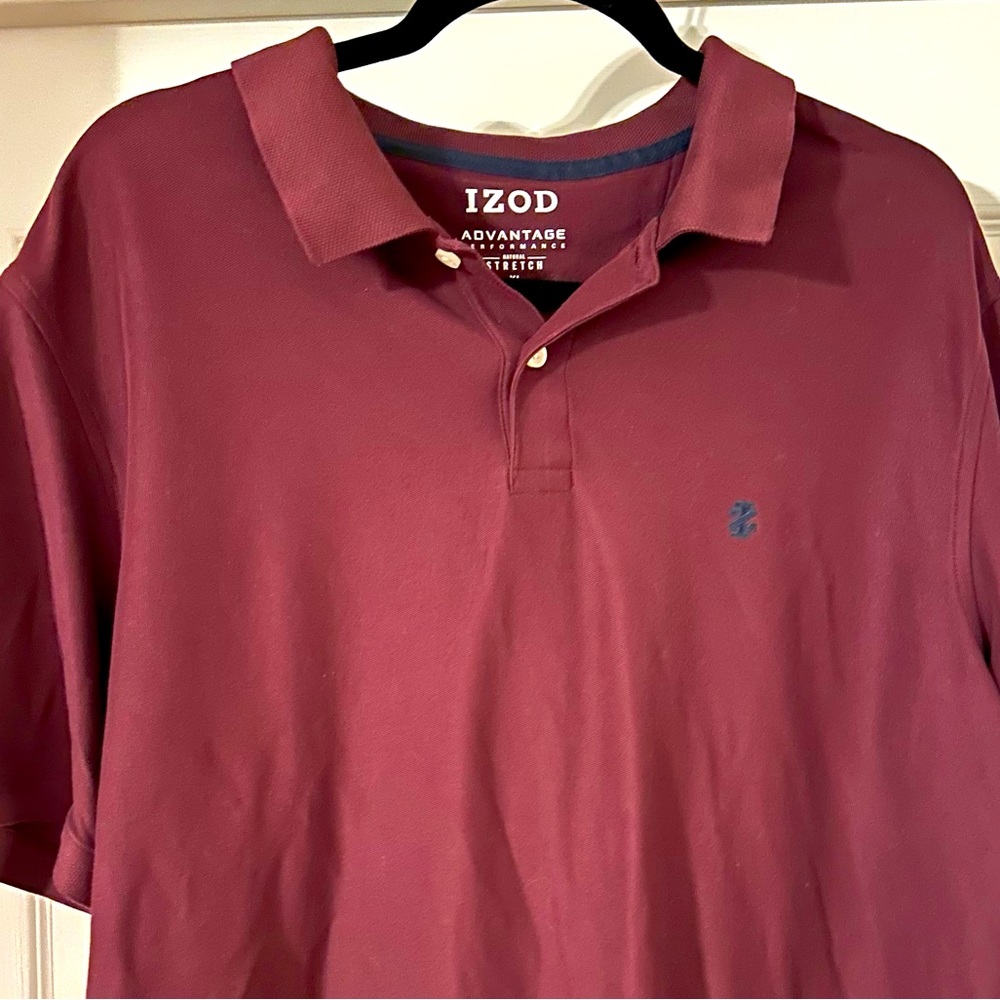 IZOD Performance Stretch Men’s Polo Size XL in Burgundy. Never worn/washed!